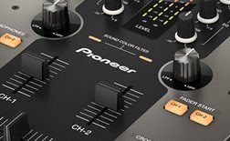 Pioneer DJM250 - new Pioneer mixer on the market