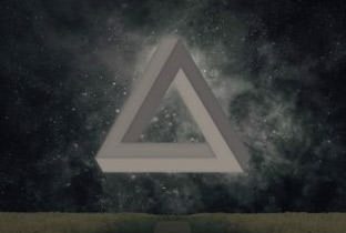 Iron triangle by Hobo