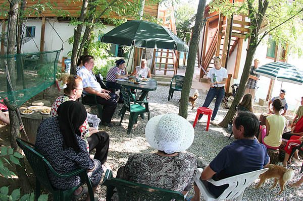 Consultari Baltenii de Jos